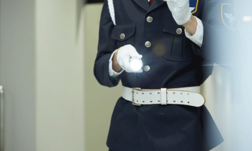 哺乳期感冒鼻子不通气喉咙哑了能喂奶吗专区_哺乳期感冒鼻塞吃什么药专区_哺乳期感冒鼻子不通气喉咙哑了网
